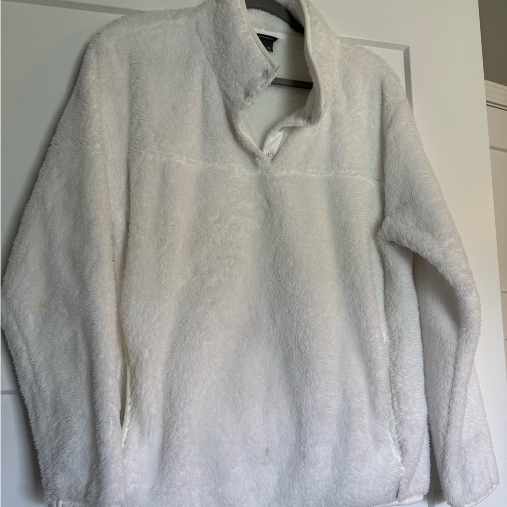 Eddie Bauer White Fleece women’s Sweater.